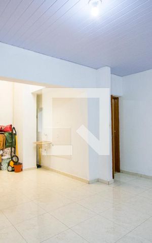 Casa à venda com 81m², 2 quartos e sem vaga Casa à venda com 81m², 2 quartos e sem vagaCopa