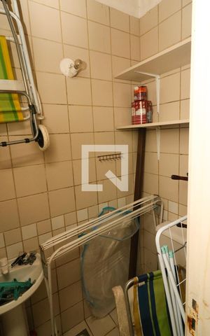 Casa de condomínio à venda com 140m², 3 quartos e 1 vaga Casa de condomínio à venda com 140m², 3 quartos e 1 vagaBanheiro de serviço