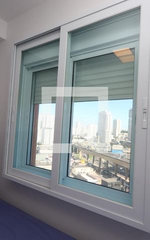 Apartamento à venda com 41m², 1 quarto e 1 vagaQuarto - janela corta-som