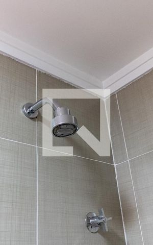 Apartamento à venda com 50m², 2 quartos e 1 vaga Apartamento à venda com 50m², 2 quartos e 1 vagaBanheiro da Suíte