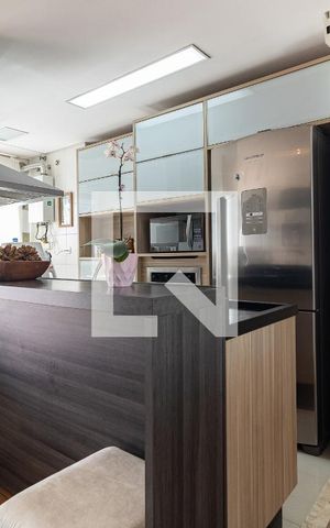 Apartamento à venda com 50m², 2 quartos e 1 vaga Apartamento à venda com 50m², 2 quartos e 1 vagaCozinha