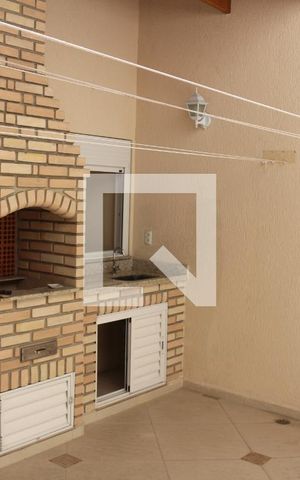 Casa para alugar com 205m², 6 quartos e 4 vagasQuintal