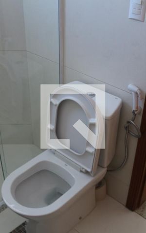 Casa para alugar com 205m², 6 quartos e 4 vagasBanheiro da Suíte 1