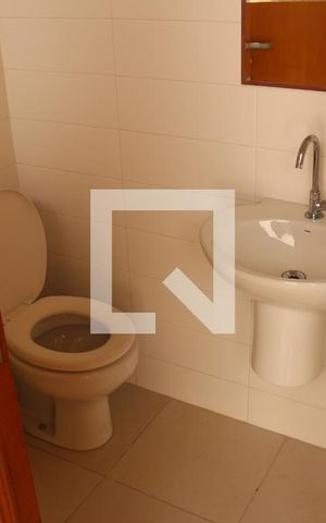 Casa para alugar com 205m², 6 quartos e 4 vagasBanheiro de serviço