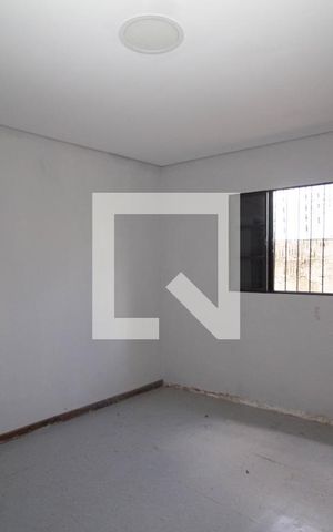 Casa à venda com 250m², 4 quartos e 3 vagas Casa à venda com 250m², 4 quartos e 3 vagasQuarto 1 - Casa 2