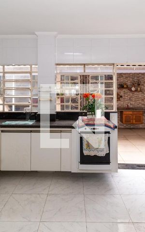 Casa para alugar com 360m², 8 quartos e 1 vagaCozinha (Casa 2)