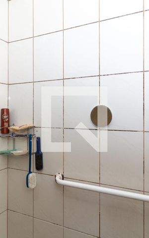 Casa para alugar com 360m², 8 quartos e 1 vagaBanheiro (Casa 2)