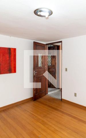 Casa para alugar com 360m², 8 quartos e 1 vagaSala  (Casa 3)