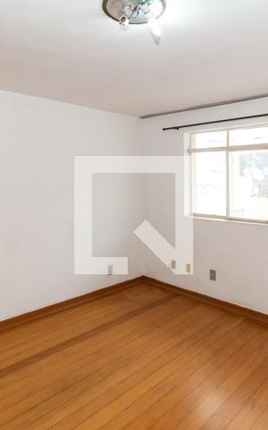 Casa para alugar com 360m², 8 quartos e 1 vagaSala  (Casa 3)
