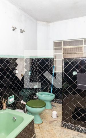 Casa para alugar com 360m², 8 quartos e 1 vagaBanheiro (Casa 1)