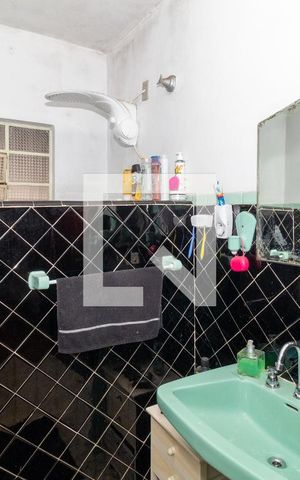 Casa para alugar com 360m², 8 quartos e 1 vagaBanheiro (Casa 1)