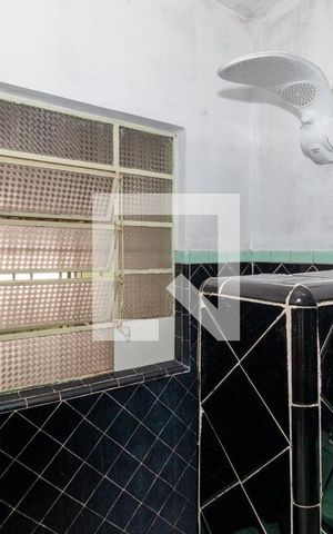Casa para alugar com 360m², 8 quartos e 1 vagaBanheiro (Casa 1)