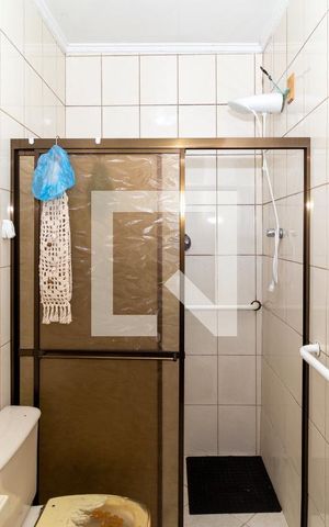 Casa para alugar com 360m², 8 quartos e 1 vagaBanheiro (Casa 2)