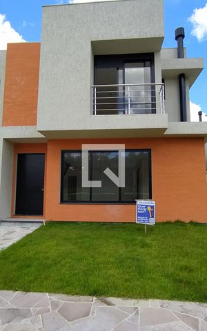 Casa à venda com 146m², 3 quartos e 3 vagas Casa à venda com 146m², 3 quartos e 3 vagasPlaca