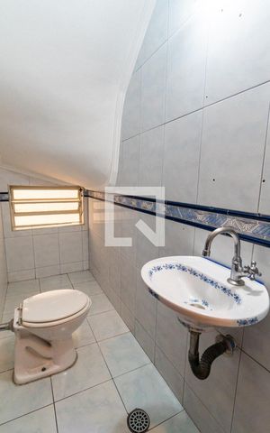 Casa para alugar com 100m², 3 quartos e 1 vaga Casa para alugar com 100m², 3 quartos e 1 vagaLavabo