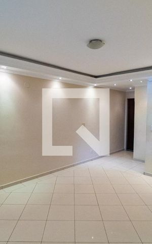 Casa para alugar com 100m², 3 quartos e 1 vaga Casa para alugar com 100m², 3 quartos e 1 vagaSala