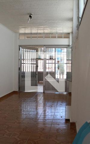 Casa para alugar com 150m², 3 quartos e 4 vagasEntrada