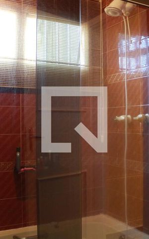 Casa para alugar com 150m², 3 quartos e 4 vagasBanheiro Social