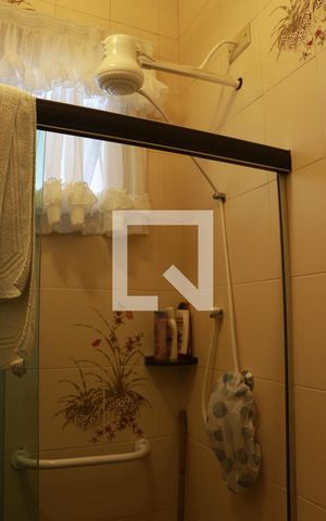 Casa para alugar com 150m², 3 quartos e 4 vagasBanheiro da Suíte