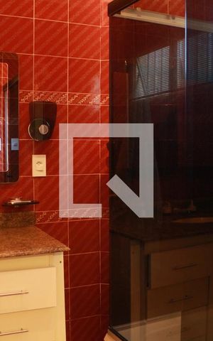 Casa para alugar com 150m², 3 quartos e 4 vagasBanheiro Social
