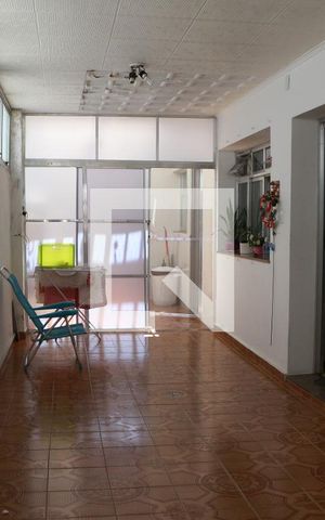Casa para alugar com 150m², 3 quartos e 4 vagasEntrada