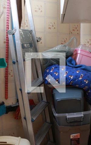 Casa para alugar com 150m², 3 quartos e 4 vagasBanheiro de serviço