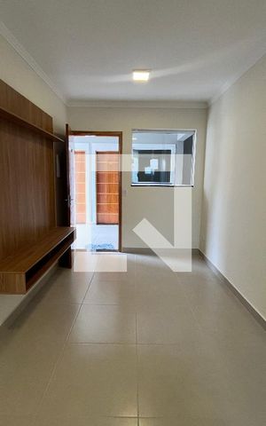 Apartamento à venda com 40m², 2 quartos e sem vaga Apartamento à venda com 40m², 2 quartos e sem vagaSala