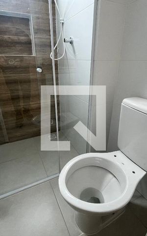 Apartamento à venda com 40m², 2 quartos e sem vaga Apartamento à venda com 40m², 2 quartos e sem vagaBanheiro