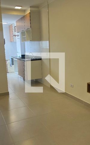 Apartamento à venda com 40m², 2 quartos e sem vaga Apartamento à venda com 40m², 2 quartos e sem vagaSala