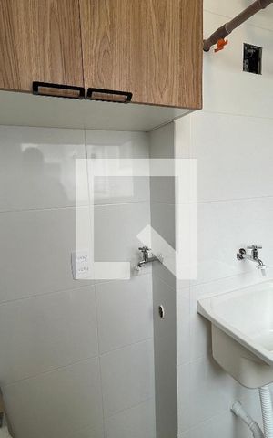 Apartamento à venda com 40m², 2 quartos e sem vaga Apartamento à venda com 40m², 2 quartos e sem vagaLavanderia