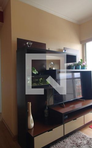 Apartamento para alugar com 65m², 2 quartos e 1 vagaSala