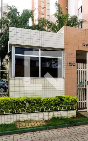 Apartamento à venda com 64m², 3 quartos e 2 vagasFachada e portaria