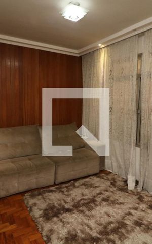 Casa à venda com 168m², 3 quartos e 3 vagasSala