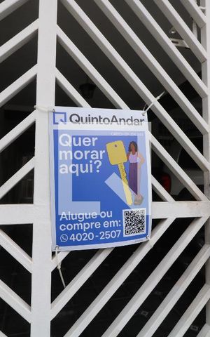 Casa à venda com 168m², 3 quartos e 3 vagasFachada
