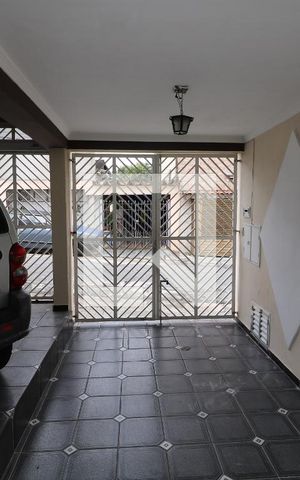 Casa à venda com 168m², 3 quartos e 3 vagasGaragem