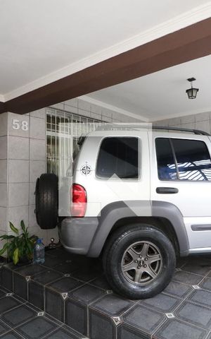 Casa à venda com 168m², 3 quartos e 3 vagasGaragem