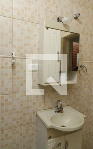 Casa à venda com 168m², 3 quartos e 3 vagasBanheiro 2