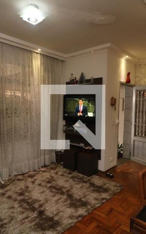Casa à venda com 168m², 3 quartos e 3 vagasSala
