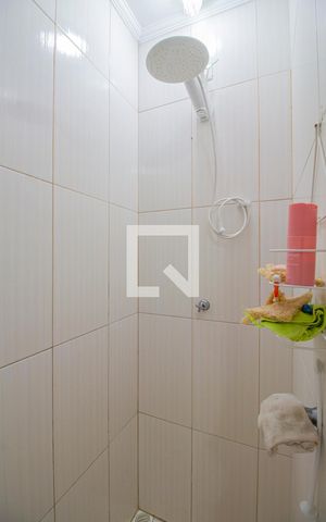 Casa para alugar com 80m², 2 quartos e sem vagaBanheiro da Suíte