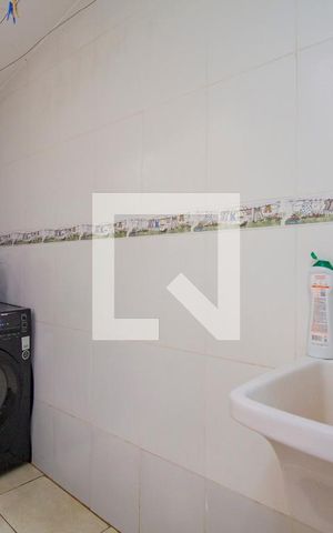 Casa para alugar com 80m², 2 quartos e sem vagaÁrea de Serviço