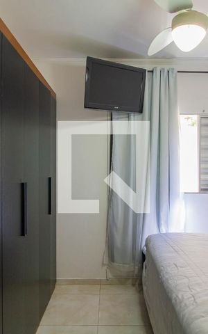 Casa para alugar com 80m², 2 quartos e sem vagaSuíte