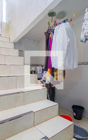 Casa para alugar com 80m², 2 quartos e sem vagaÁrea de Serviço