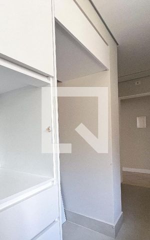 Apartamento à venda com 66m², 2 quartos e 1 vagaÁrea de Serviço