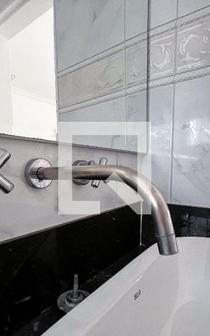 Apartamento à venda com 66m², 2 quartos e 1 vagaBanheiro