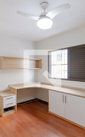 Apartamento para alugar com 217m², 4 quartos e 3 vagas Apartamento para alugar com 217m², 4 quartos e 3 vagasSuíte 3