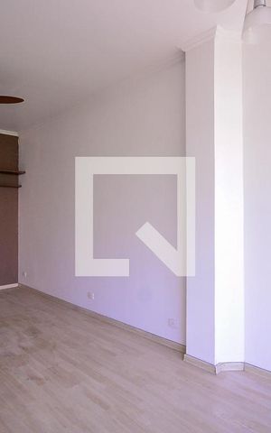 Casa à venda com 100m², 2 quartos e 1 vaga Casa à venda com 100m², 2 quartos e 1 vagaSala