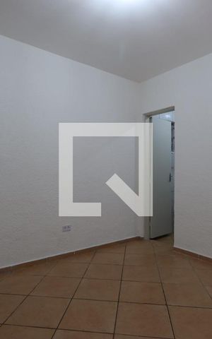 Casa para alugar com 44m², 1 quarto e sem vagaSala