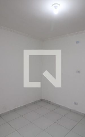 Casa para alugar com 38m², 1 quarto e sem vagaQuarto