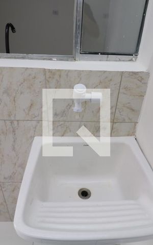 Casa para alugar com 38m², 1 quarto e sem vagaÁrea de Serviço