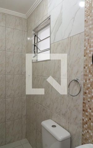 Casa para alugar com 38m², 1 quarto e sem vagaBanheiro
